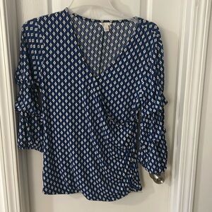 Cato snap front closure blouse. Blue, black and white.